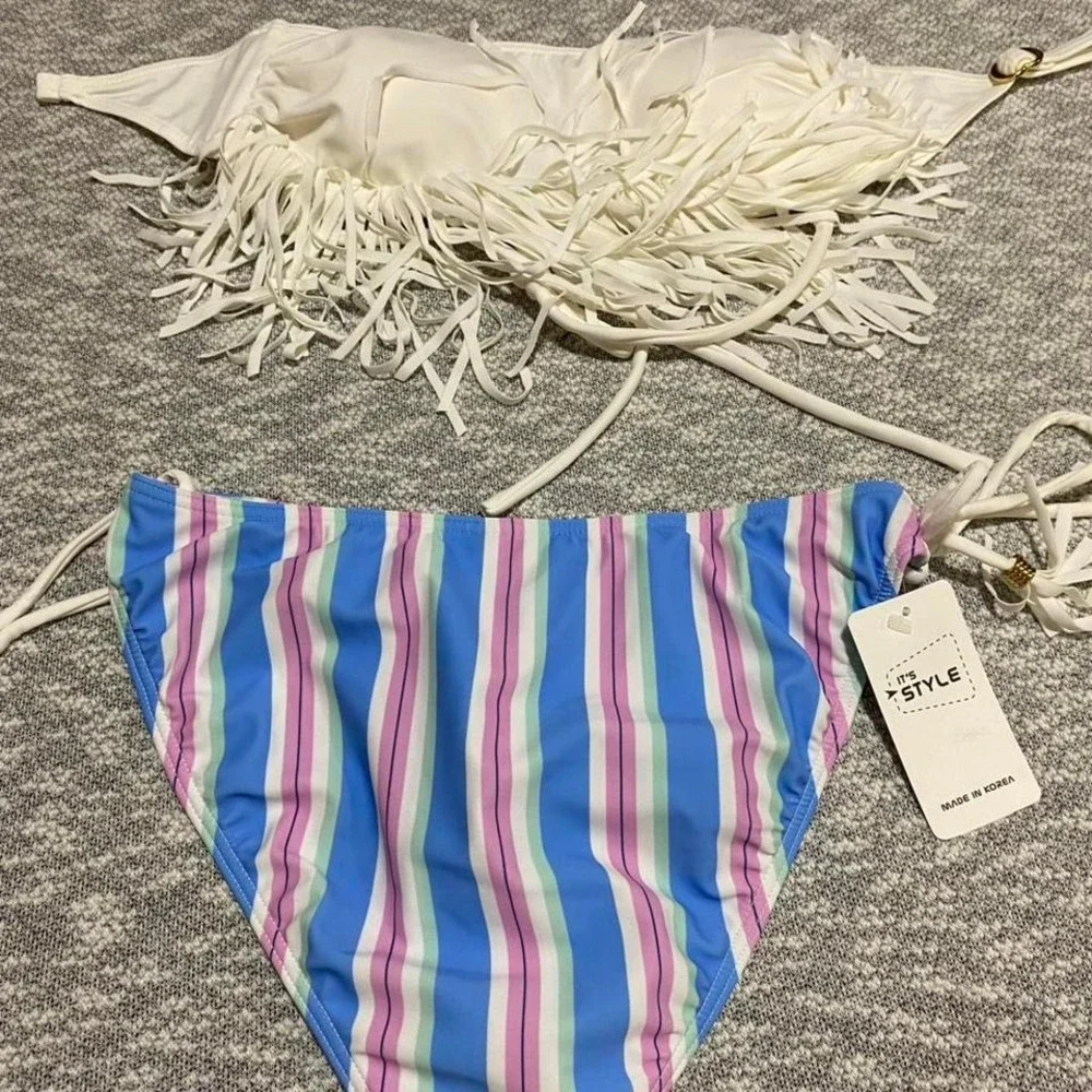 Coloured‎ bikini set top/bottoms Made in Korea 9M=girl 8-8 years old. SKU-A120